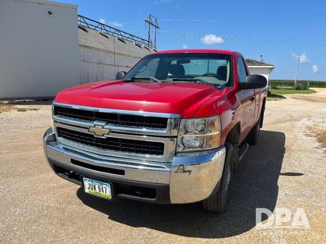 Image of Chevrolet 2500HD equipment image 1