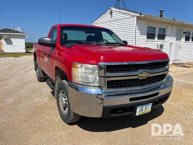 Image of Chevrolet 2500HD equipment image 3