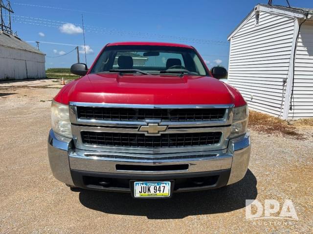 Image of Chevrolet 2500HD equipment image 2