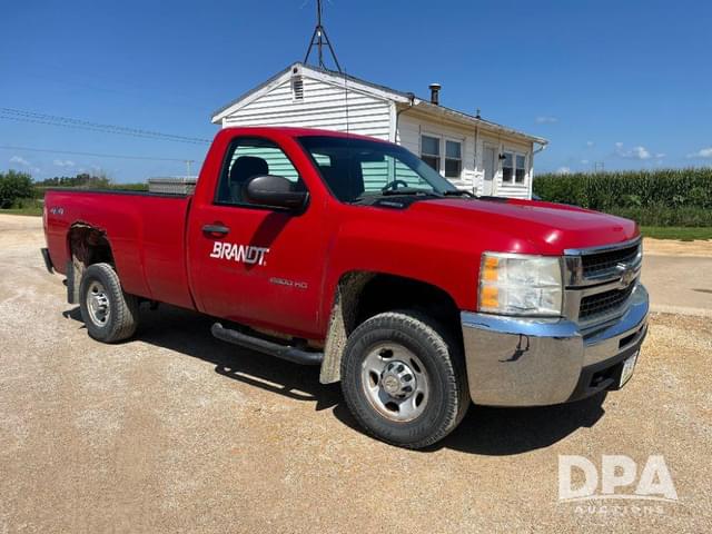 Image of Chevrolet 2500HD equipment image 4
