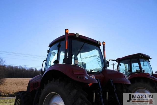 Image of Case IH Magnum 215 equipment image 4