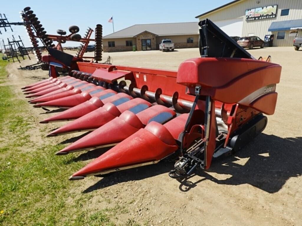 2010 Case IH 3412 Equipment Image0