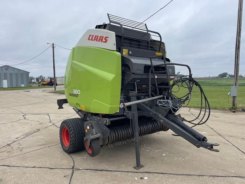 Image of CLAAS Variant 380 Primary image