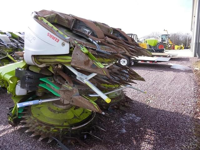 Image of CLAAS Orbis 750 equipment image 3