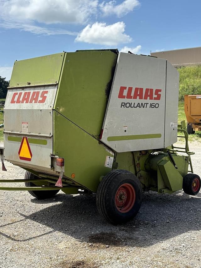 Image of CLAAS Rollant 160 equipment image 3