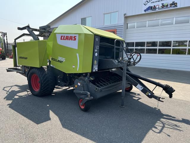 Image of CLAAS Rollant 355 equipment image 3