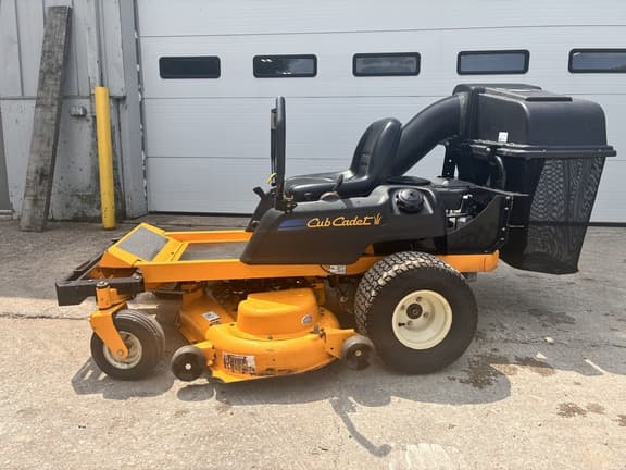 Image of Cub Cadet RZT50 equipment image 3