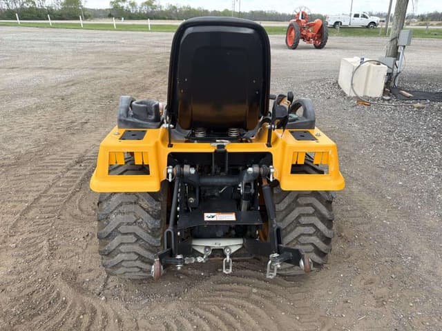 Image of Cub Cadet SC2400 equipment image 2