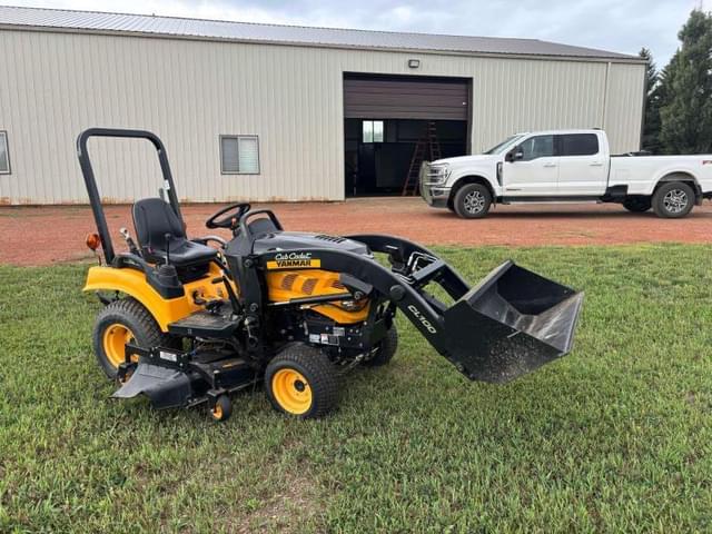 Image of Cub Cadet SC2400 equipment image 4