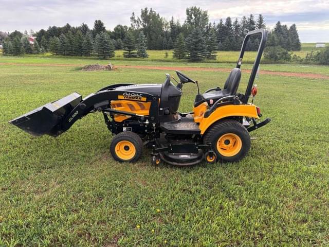 Image of Cub Cadet SC2400 equipment image 1