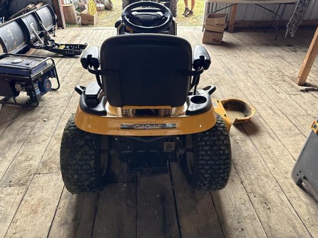 Image of Cub Cadet LTX1050 equipment image 2