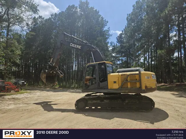 Image of John Deere 200D equipment image 2