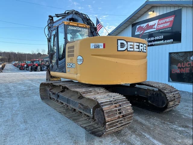Image of John Deere 225DLC equipment image 2