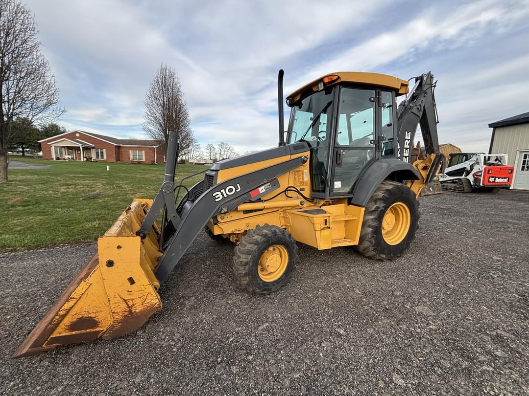 Image of John Deere 310J Primary image