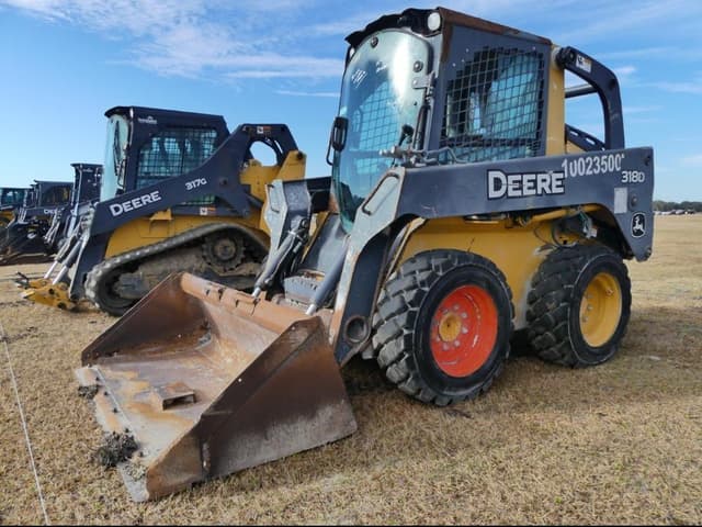 Image of John Deere 318D equipment image 1