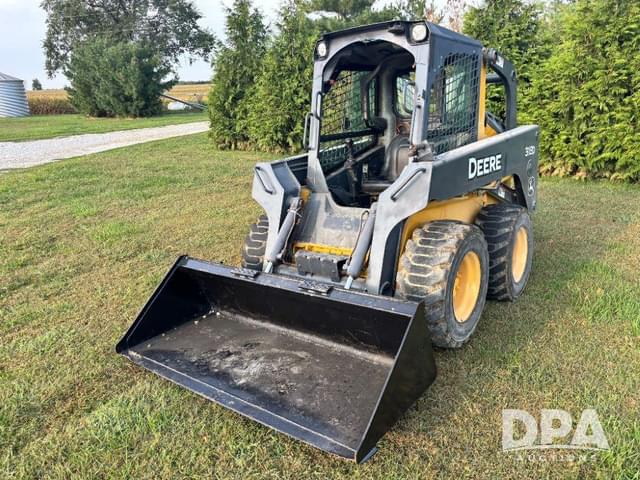Image of John Deere 318D equipment image 1