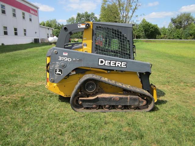 Image of John Deere 319D equipment image 4