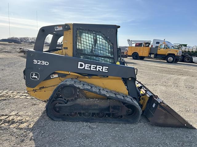 Image of John Deere 323D equipment image 1