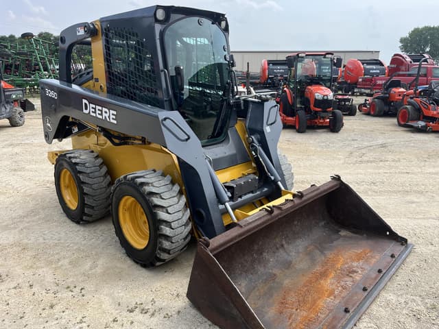 Image of John Deere 326D equipment image 2