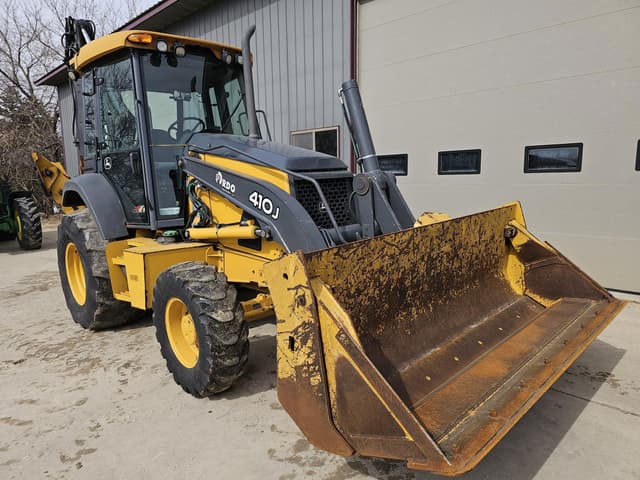 Image of John Deere 410J equipment image 4