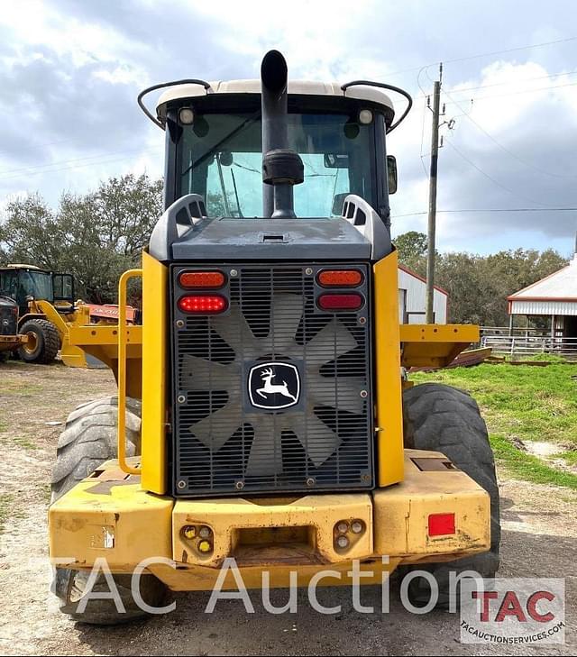 Image of John Deere 444K equipment image 3