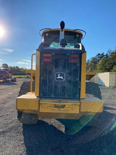 Image of John Deere 544K equipment image 3