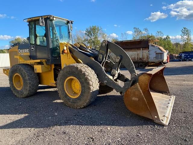 Image of John Deere 544K equipment image 2