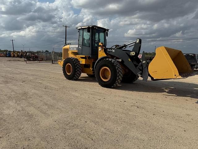 Image of John Deere 544K equipment image 1