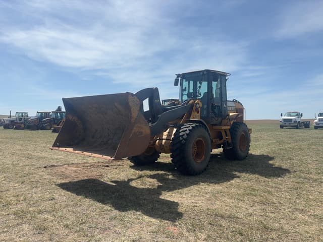 Image of John Deere 544K equipment image 2
