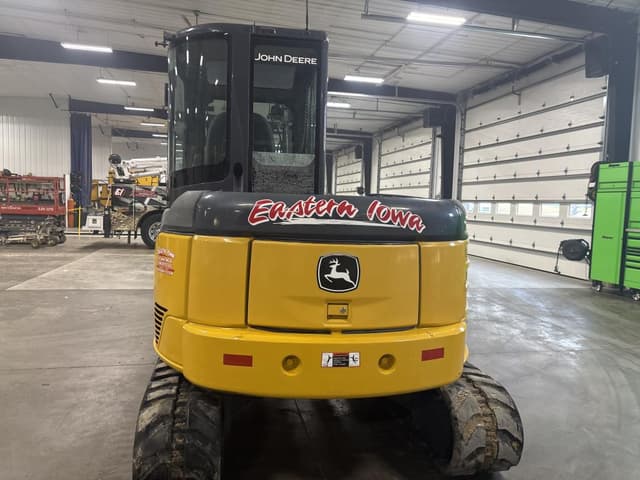 Image of John Deere 60D equipment image 2