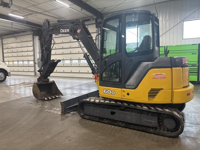 Image of John Deere 60D equipment image 1