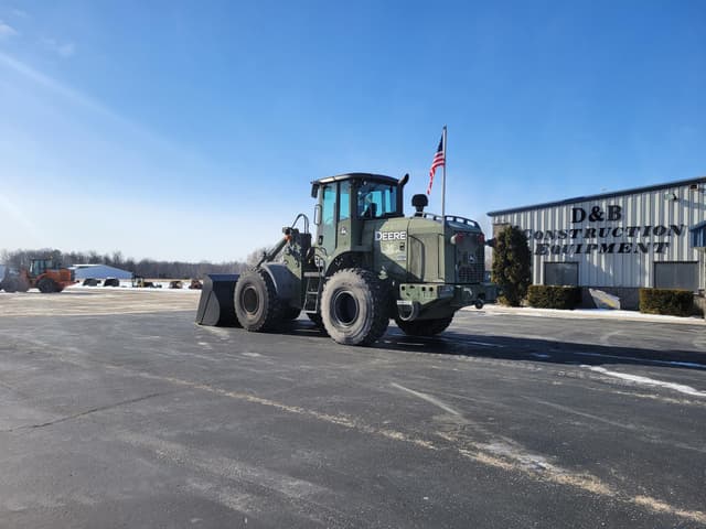 Image of John Deere 624K equipment image 2