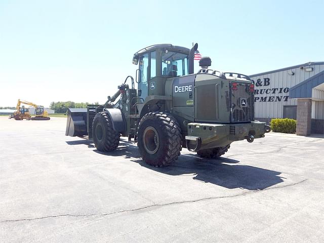 Image of John Deere 624K equipment image 2