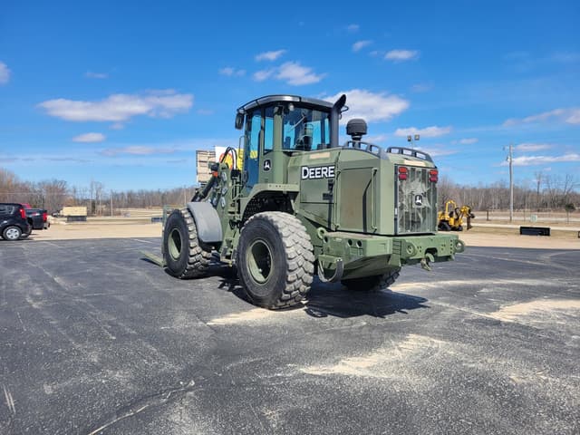 Image of John Deere 624K equipment image 2