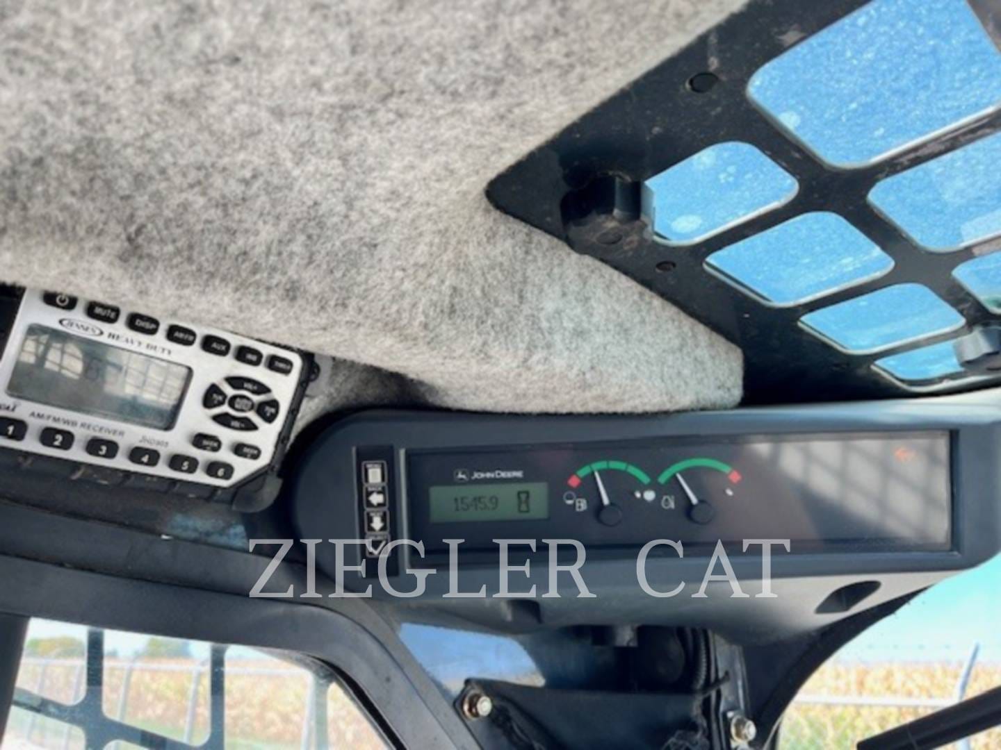 2010 John Deere 328D Equipment Image0