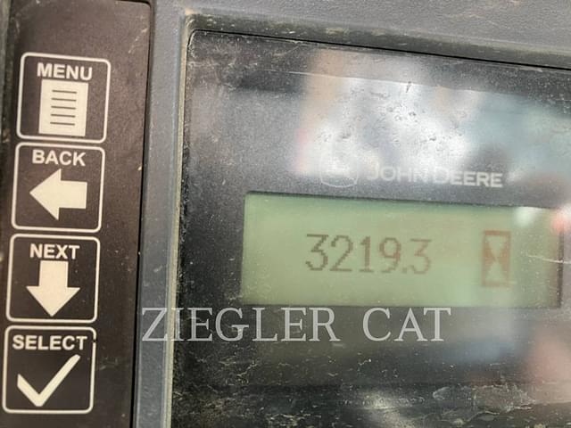 Image of John Deere 329D equipment image 4
