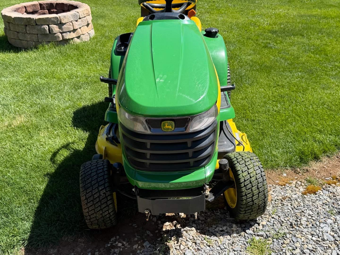 2010 John Deere X320 Equipment Image0