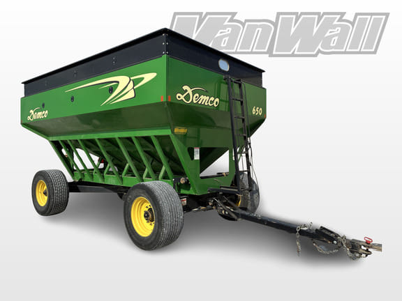 2010 Demco 650 Equipment Image0