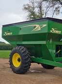 2010 Demco 650 Image