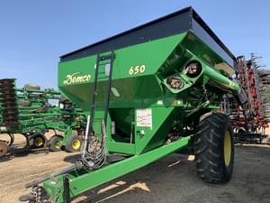 2010 Demco 650 Image