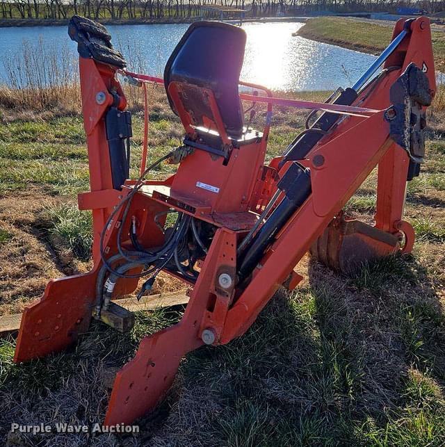 Image of Ditch Witch A920 equipment image 4