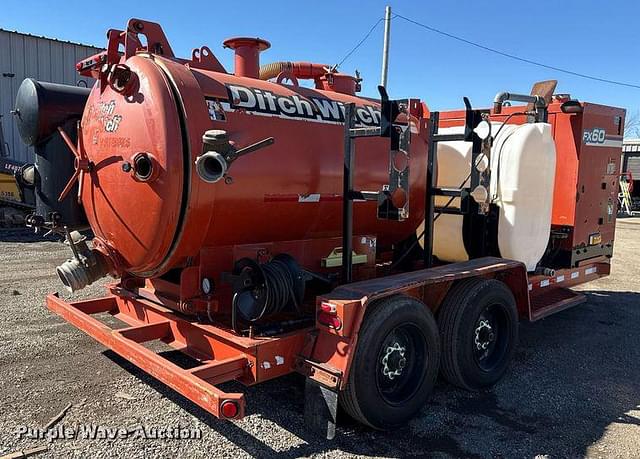 Image of Ditch Witch FX60 equipment image 4