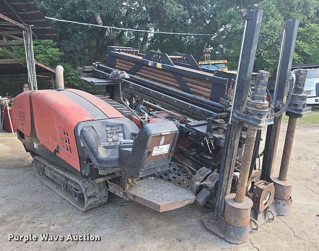 Image of Ditch Witch JT3020 equipment image 2