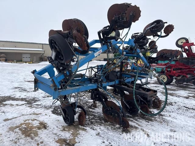 Image of DMI 3200 equipment image 2