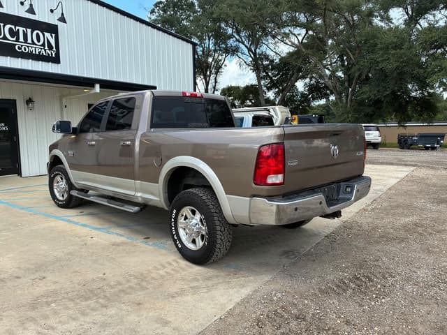 Image of Dodge Ram 2500 equipment image 3