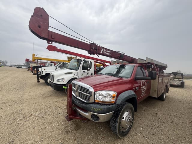 Image of Dodge Ram 5500 equipment image 1