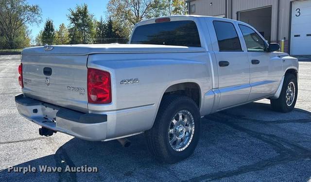 Image of Dodge Dakota equipment image 4