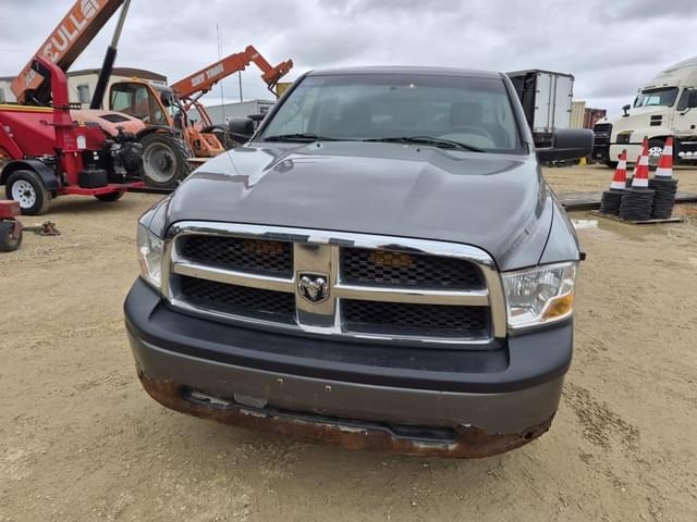 Image of Dodge Ram 1500 equipment image 2