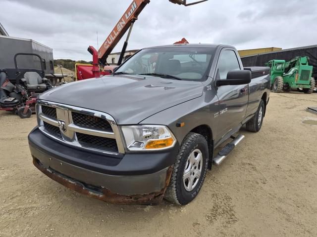 Image of Dodge Ram 1500 equipment image 1