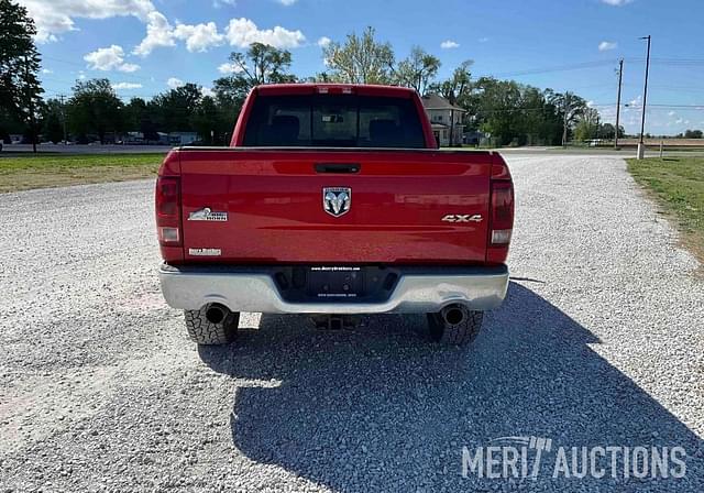 Image of Dodge Ram 1500 equipment image 4